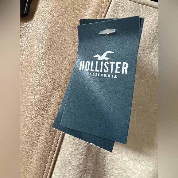 Hollister two-toned faux leather patchwork skirt - Picture 5 of 5